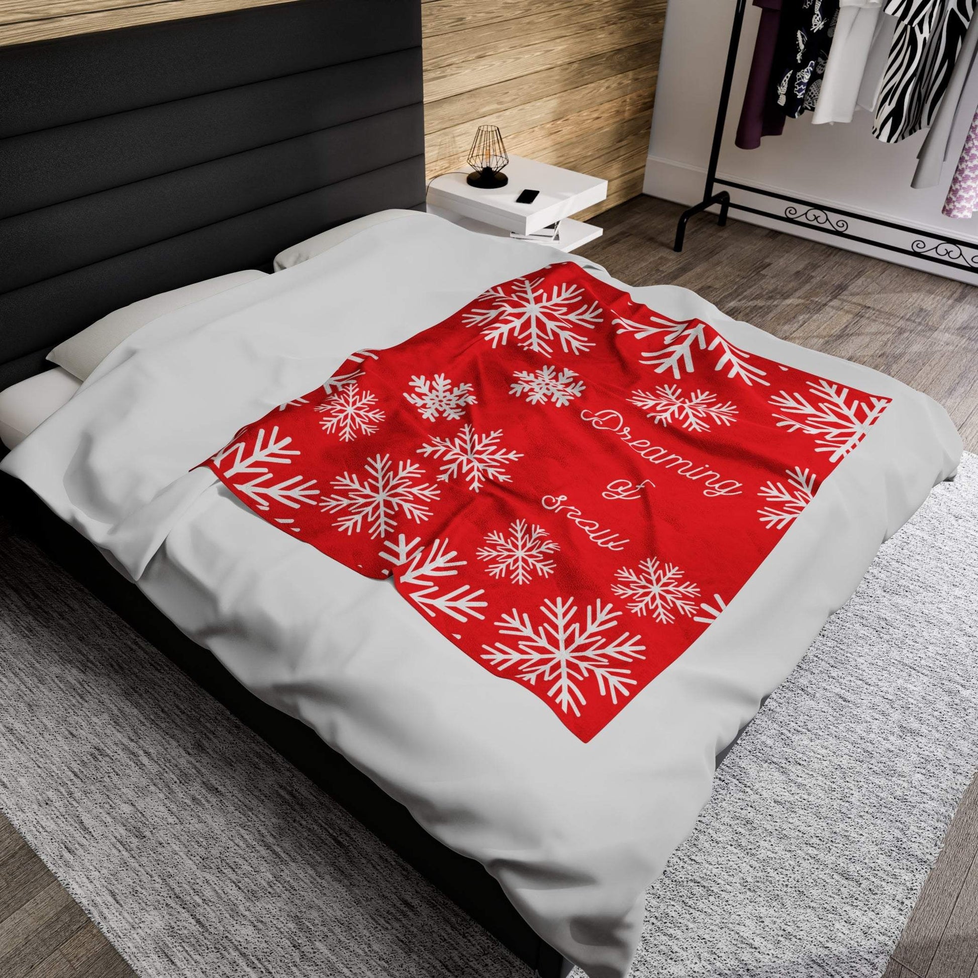 Dreaming of snow Velveteen Plush Blanket